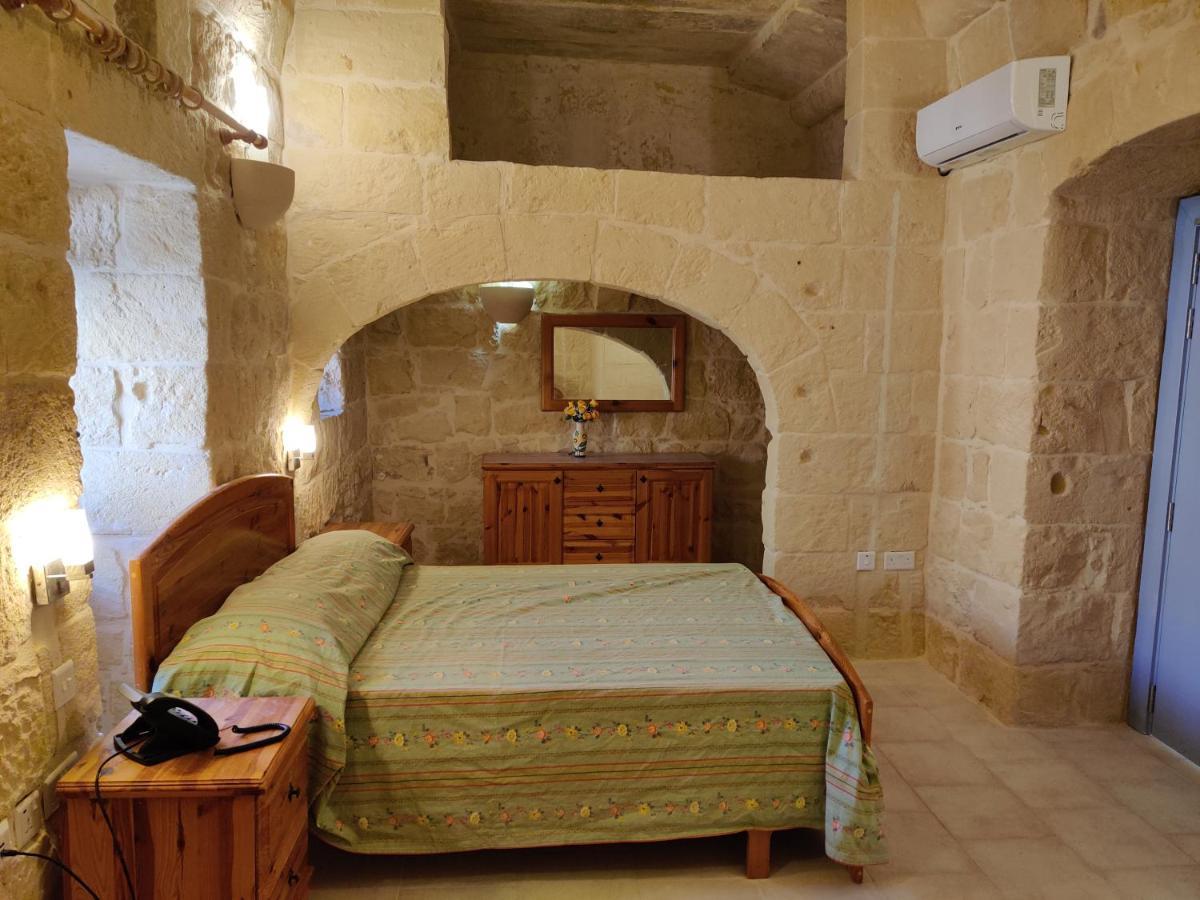 Sannat Country Inn מראה חיצוני תמונה